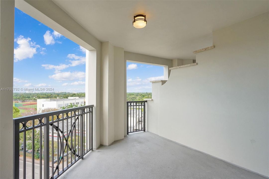 SPACIOUS BALCONY