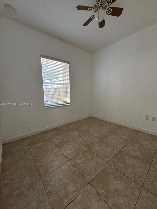 For Rent: $3,000 (4 beds, 3 baths, 1712 Square Feet)