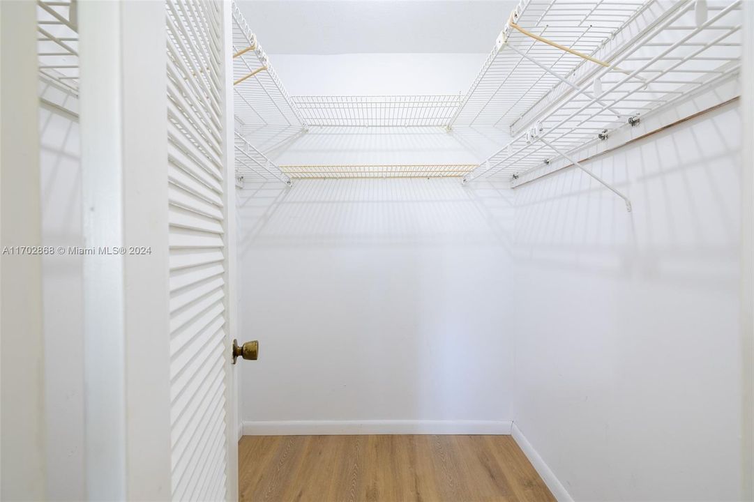 SPACIOUS 2ND BEDROOM CLOSET