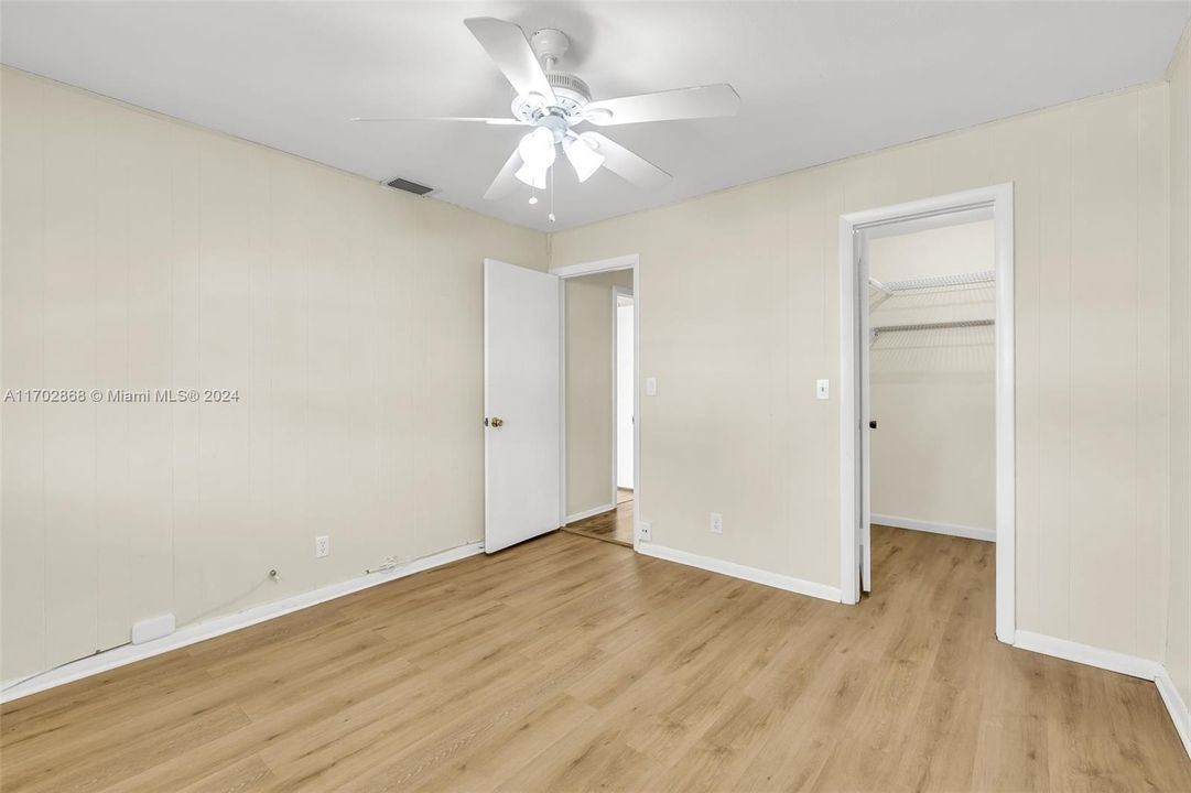 2ND BEDROOM WITH SPACIOUS CLOSET