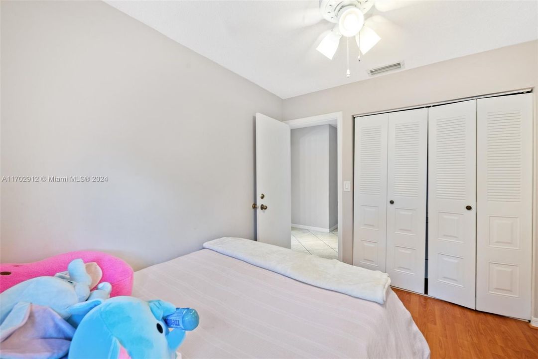 Active With Contract: $679,999 (4 beds, 2 baths, 1572 Square Feet)