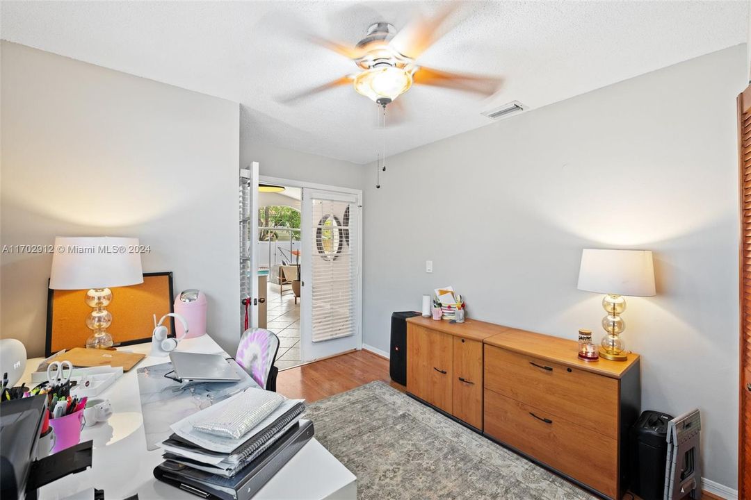 Active With Contract: $679,999 (4 beds, 2 baths, 1572 Square Feet)