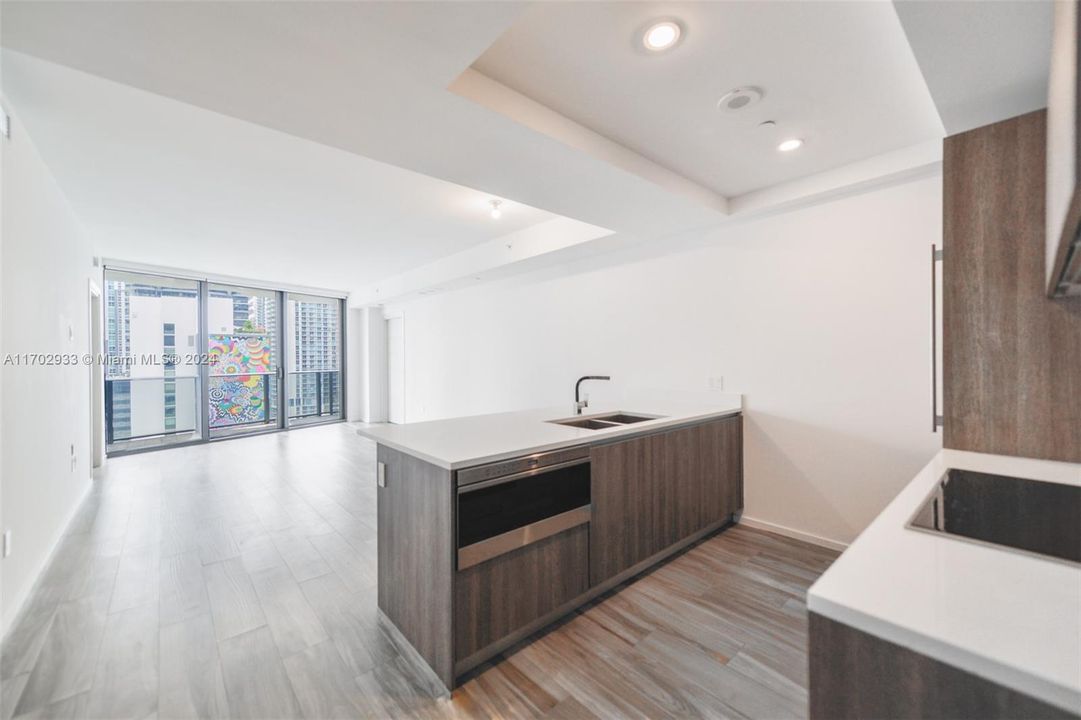 For Sale: $1,010,000 (2 beds, 2 baths, 1119 Square Feet)