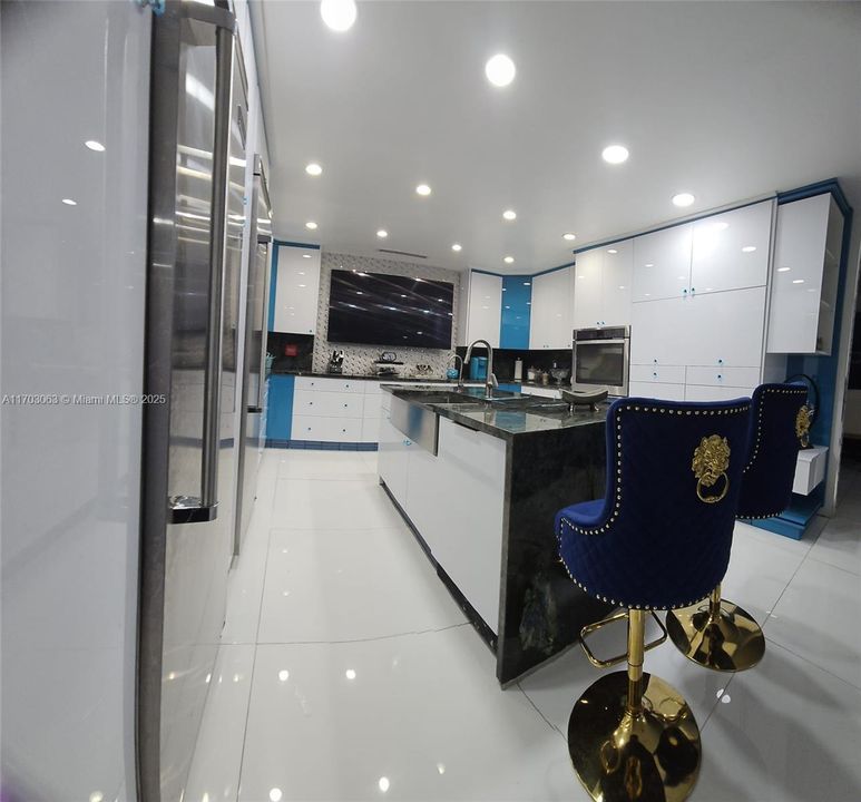 待售: $1,800,000 (3 贝兹, 3 浴室, 3168 平方英尺)