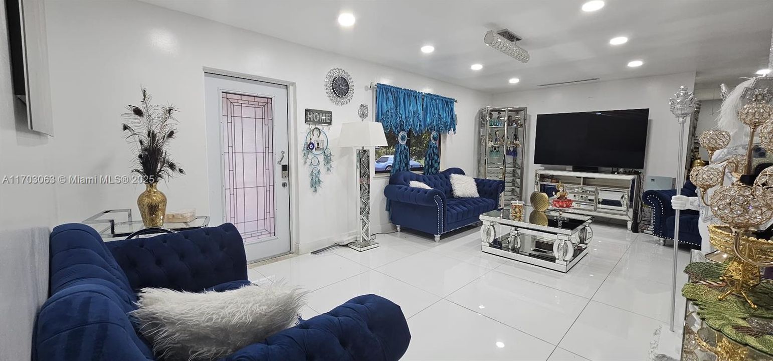 待售: $1,800,000 (3 贝兹, 3 浴室, 3168 平方英尺)