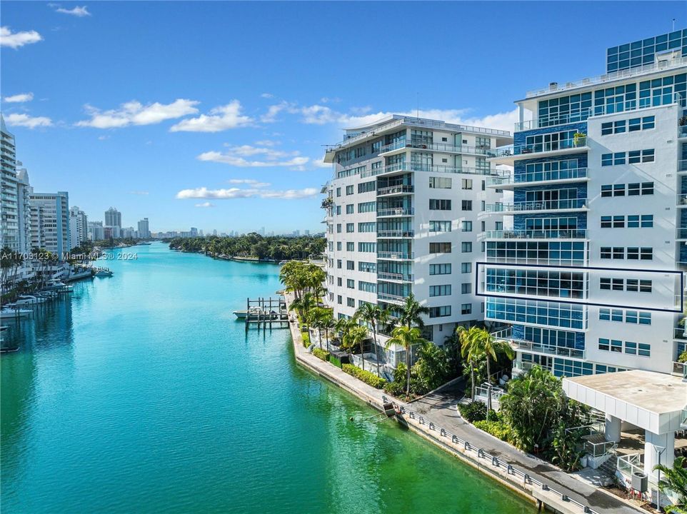 South Facing Intercoastal Views. Please note the apartment is highlighted to provide the location in the building.