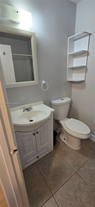 For Rent: $1,450 (1 beds, 1 baths, 606 Square Feet)