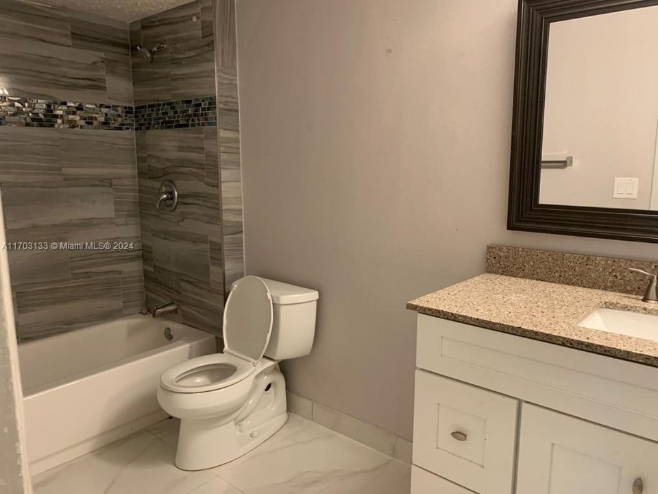 For Rent: $2,150 (2 beds, 2 baths, 1057 Square Feet)