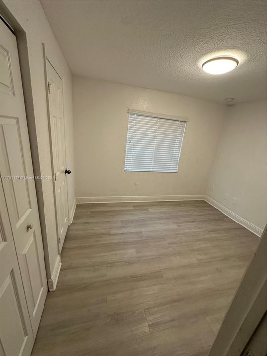 For Rent: $3,300 (3 beds, 2 baths, 1800 Square Feet)