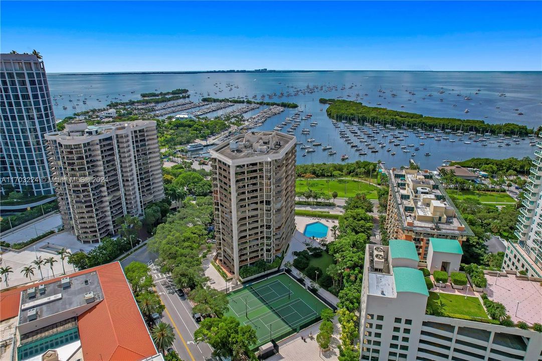 For Sale: $1,790,000 (3 beds, 2 baths, 1587 Square Feet)