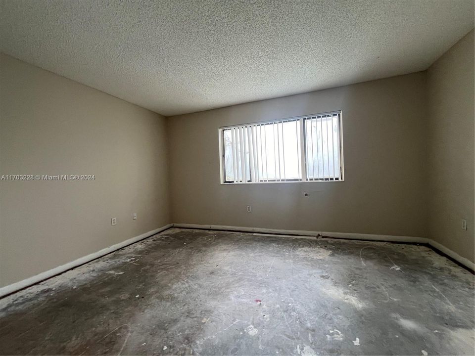 For Rent: $1,950 (2 beds, 2 baths, 1032 Square Feet)