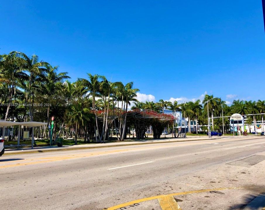 Miami Beach Convention Center, New World Symphony,Jackie Gleason Theater.