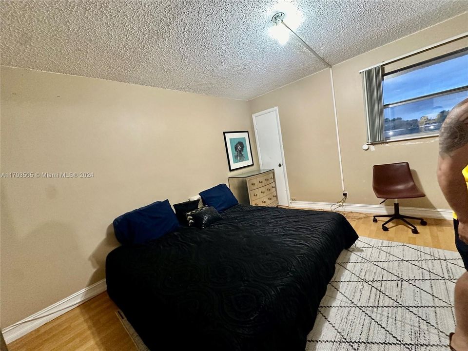 For Rent: $2,000 (2 beds, 2 baths, 1080 Square Feet)