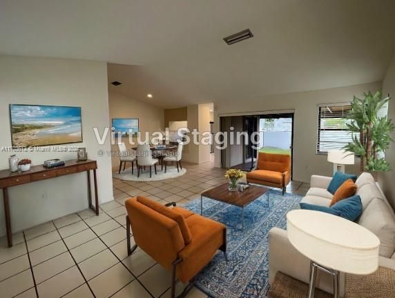 Recientemente alquilado: $3,400 (3 camas, 2 baños, 1400 Pies cuadrados)