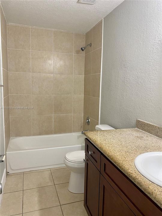 For Rent: $2,500 (3 beds, 2 baths, 1054 Square Feet)