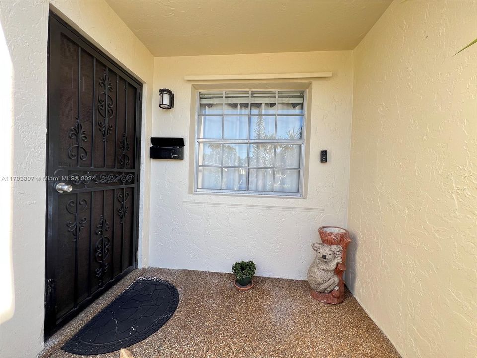 En Venta: $359,000 (2 camas, 2 baños, 1460 Pies cuadrados)