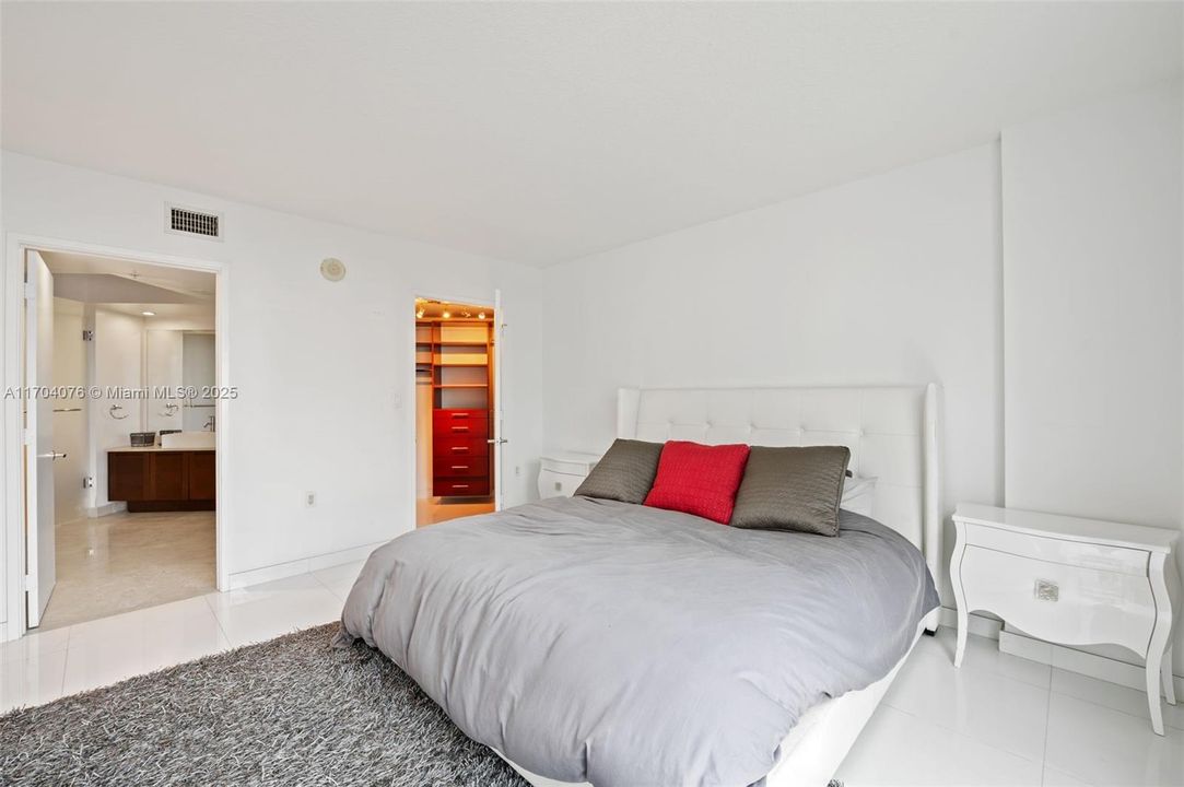 For Sale: $875,500 (3 beds, 2 baths, 1492 Square Feet)