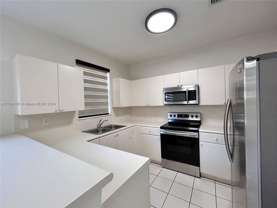 Active With Contract: $3,400 (4 beds, 2 baths, 1899 Square Feet)