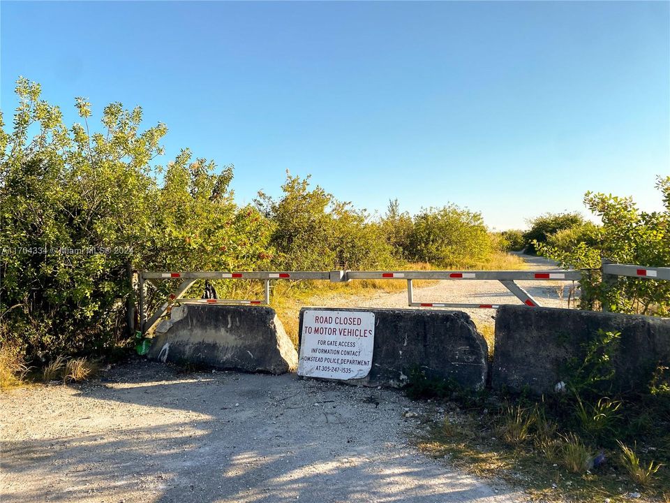 最近售出: $25,000 (0 贝兹, 0 浴室, 0 平方英尺)