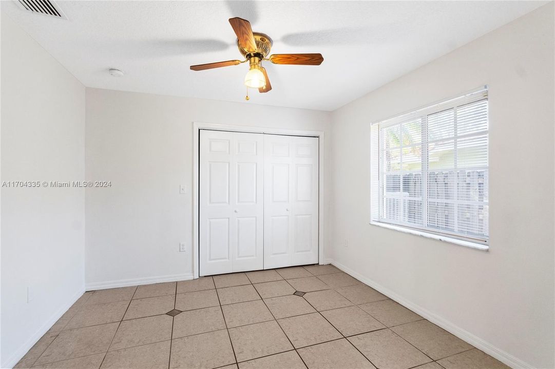 Active With Contract: $785,000 (4 beds, 2 baths, 2404 Square Feet)