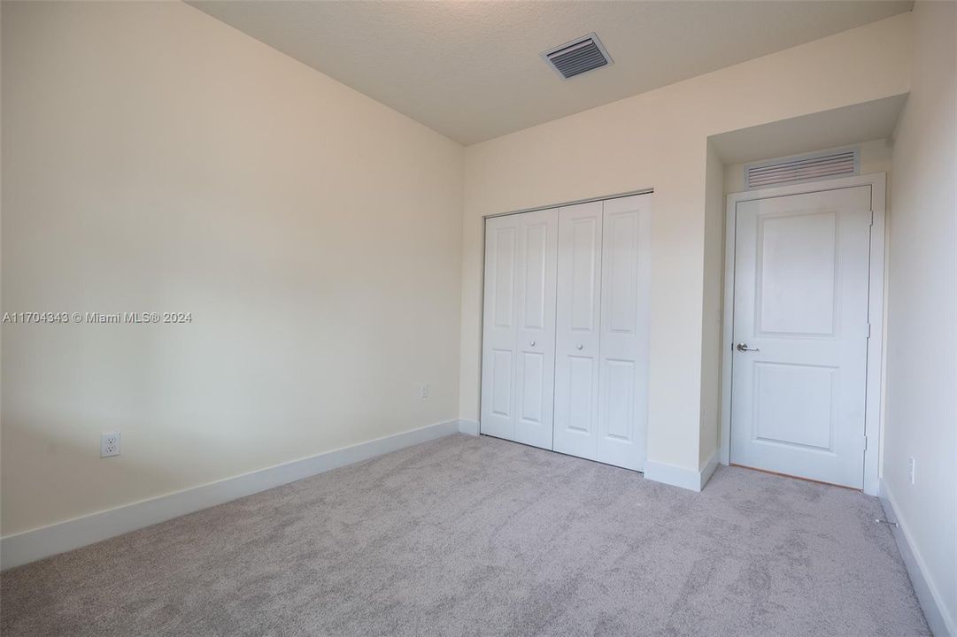 For Rent: $4,250 (3 beds, 2 baths, 2070 Square Feet)