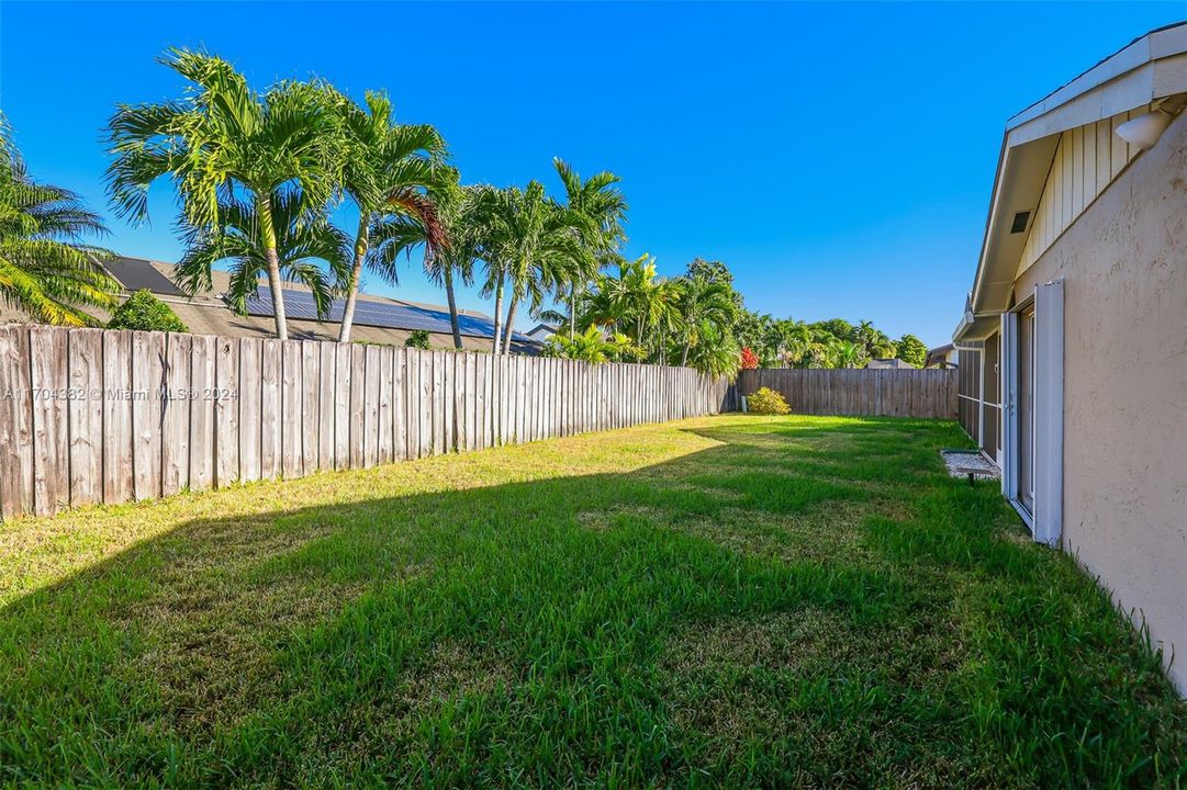 Active With Contract: $680,000 (3 beds, 2 baths, 1770 Square Feet)