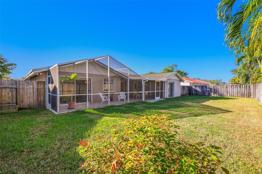 Active With Contract: $680,000 (3 beds, 2 baths, 1770 Square Feet)