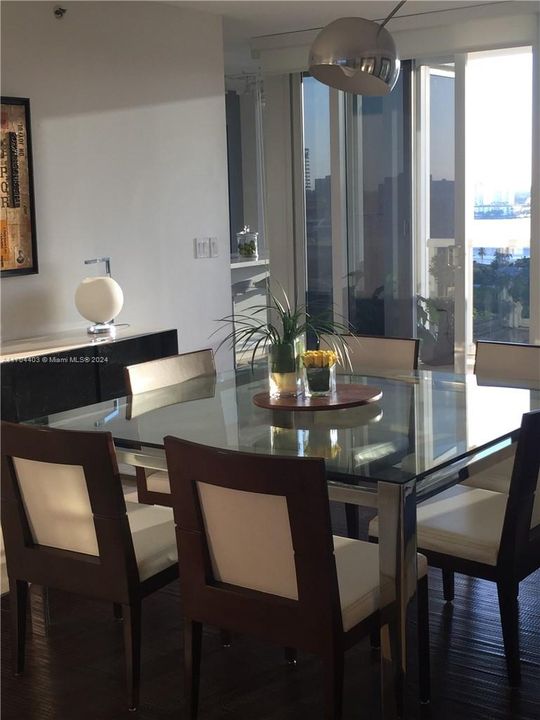 Dining room and kitchen entrance