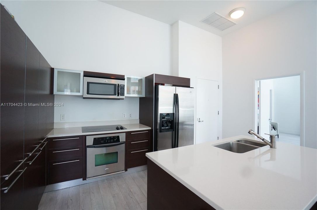 Недавно арендовано: $4,200 (2 спален, 2 ванн, 1141 Квадратных фут)