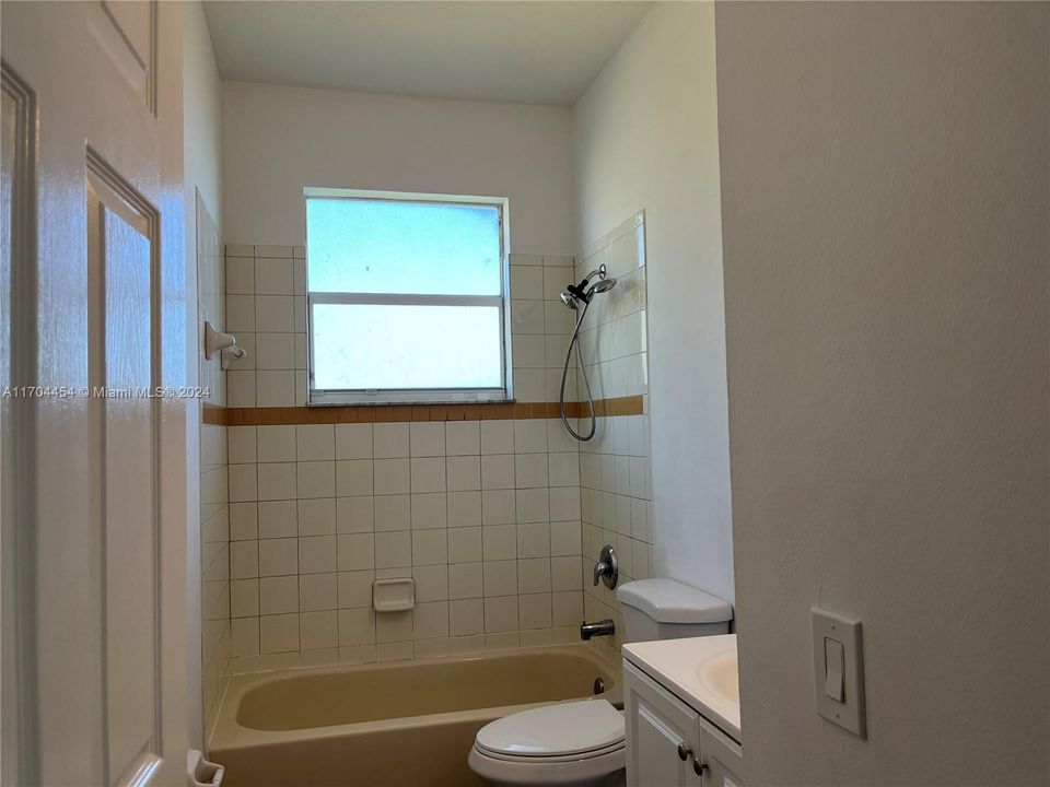 2nd Bathroom