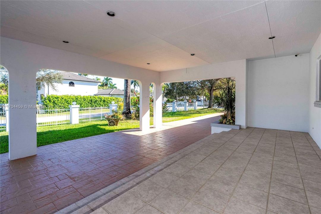 En Venta: $2,695,000 (4 camas, 4 baños, 4294 Pies cuadrados)