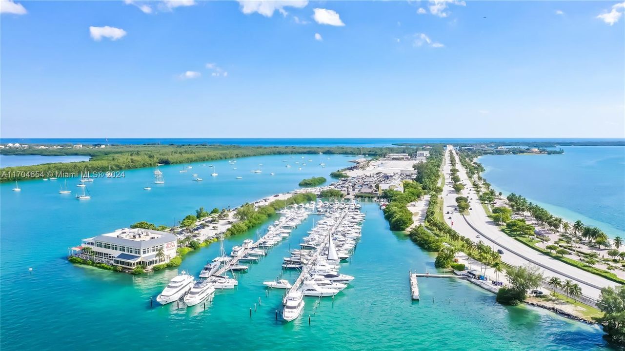 Rickenbacker Causeway connecting Key Biscayne & Miami