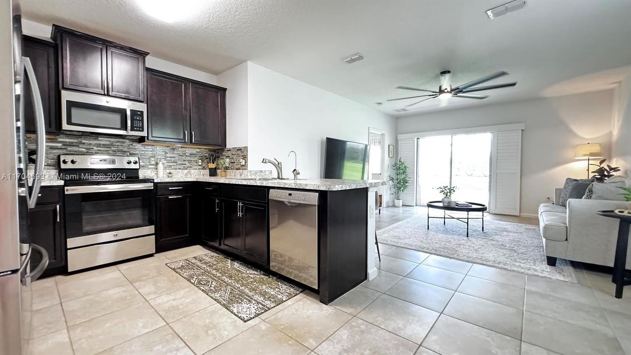 For Sale: $359,000 (3 beds, 2 baths, 1504 Square Feet)