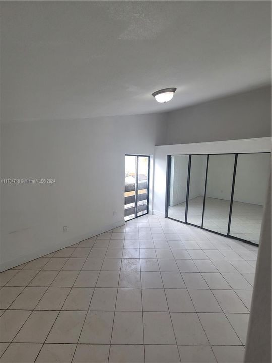 MASTER BEDROOM WITH WALKIN CLOSET