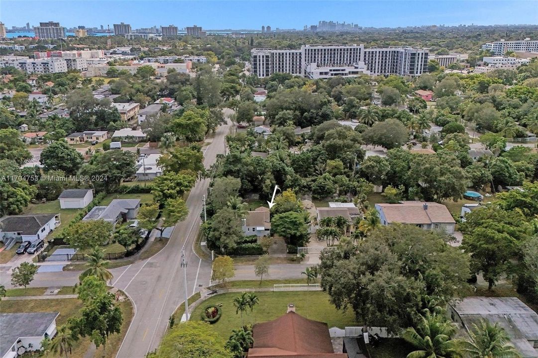 Active With Contract: $578,999 (3 beds, 1 baths, 1010 Square Feet)