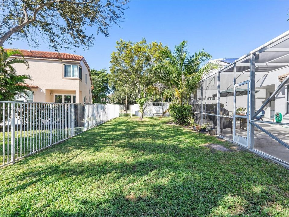 For Sale: $688,000 (4 beds, 2 baths, 2254 Square Feet)