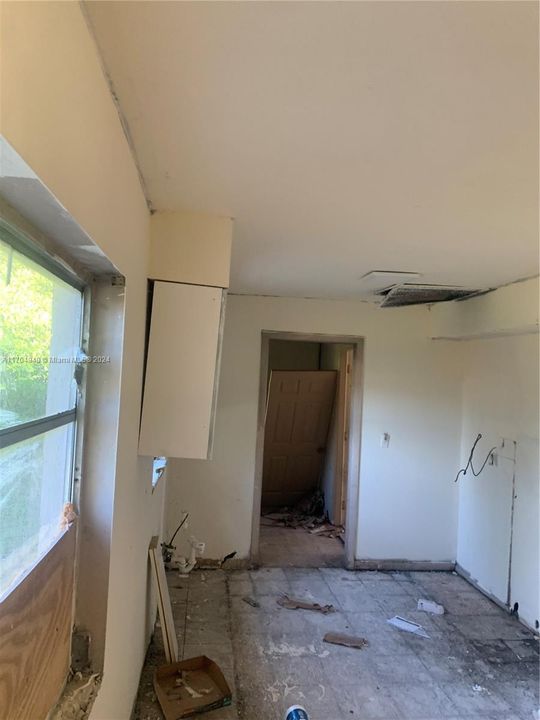 Недавно продано: $85,000 (3 спален, 1 ванн, 0 Квадратных фут)