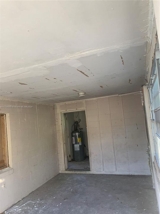 Недавно продано: $85,000 (3 спален, 1 ванн, 0 Квадратных фут)