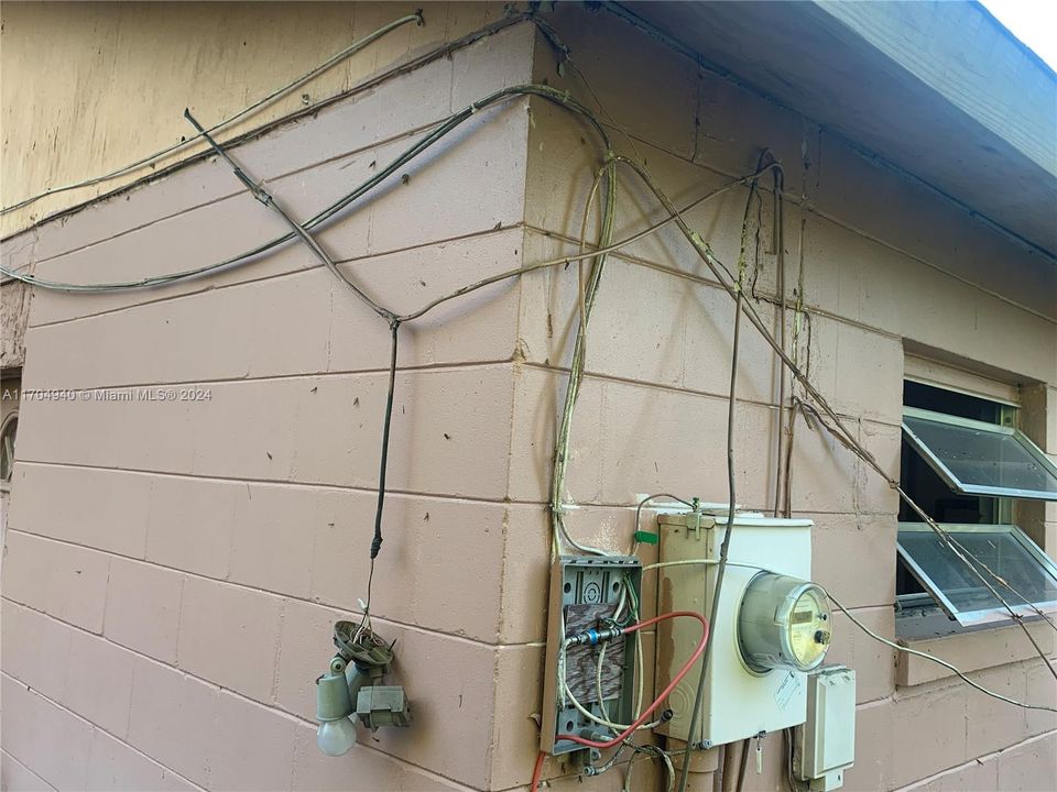 Недавно продано: $85,000 (3 спален, 1 ванн, 0 Квадратных фут)