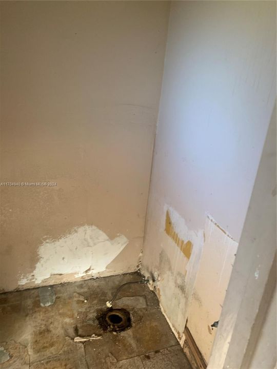 Недавно продано: $85,000 (3 спален, 1 ванн, 0 Квадратных фут)