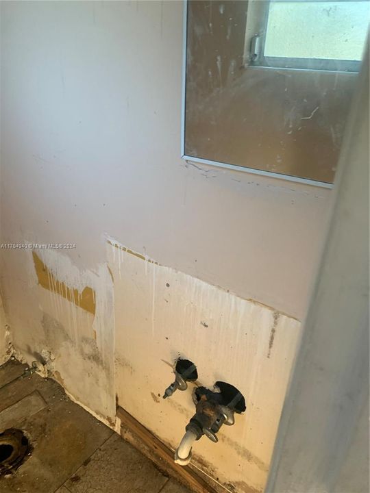 Недавно продано: $85,000 (3 спален, 1 ванн, 0 Квадратных фут)