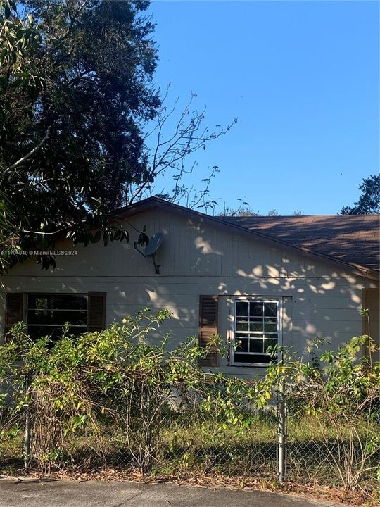 Недавно продано: $85,000 (3 спален, 1 ванн, 0 Квадратных фут)