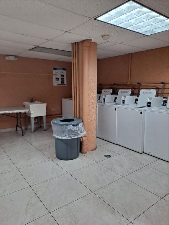 Common Laundry Room