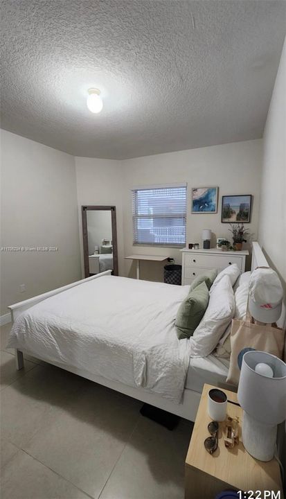 For Rent: $3,000 (2 beds, 2 baths, 1700 Square Feet)