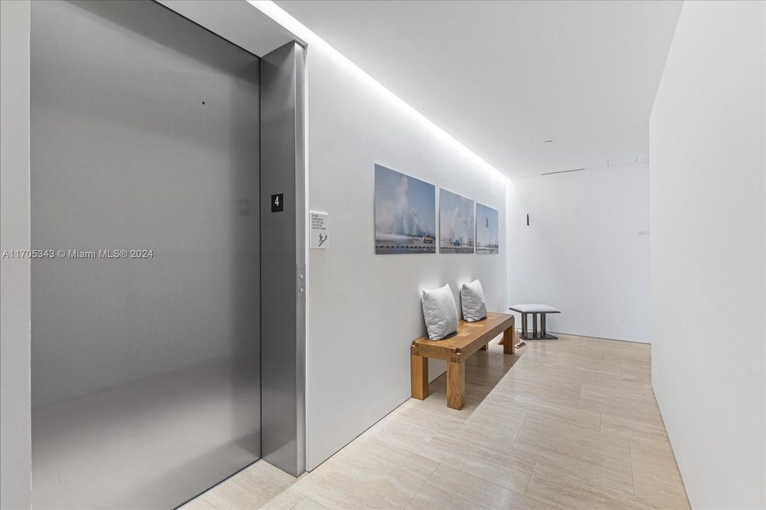 Recently Rented: $32,000 (2 beds, 2 baths, 2233 Square Feet)