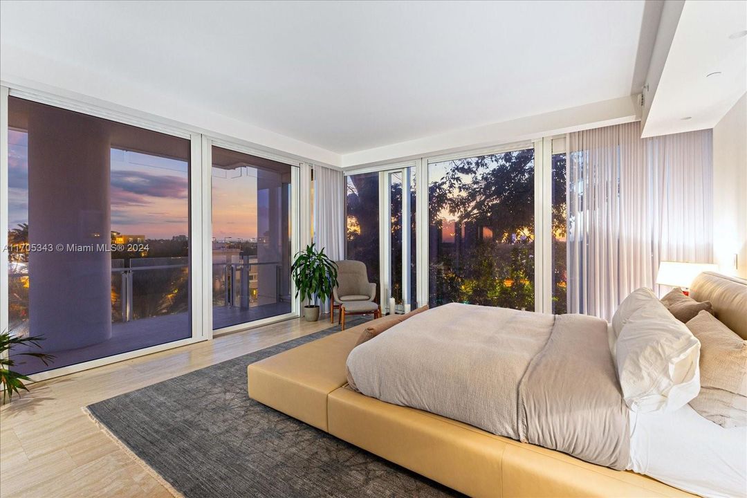 Recently Rented: $32,000 (2 beds, 2 baths, 2233 Square Feet)