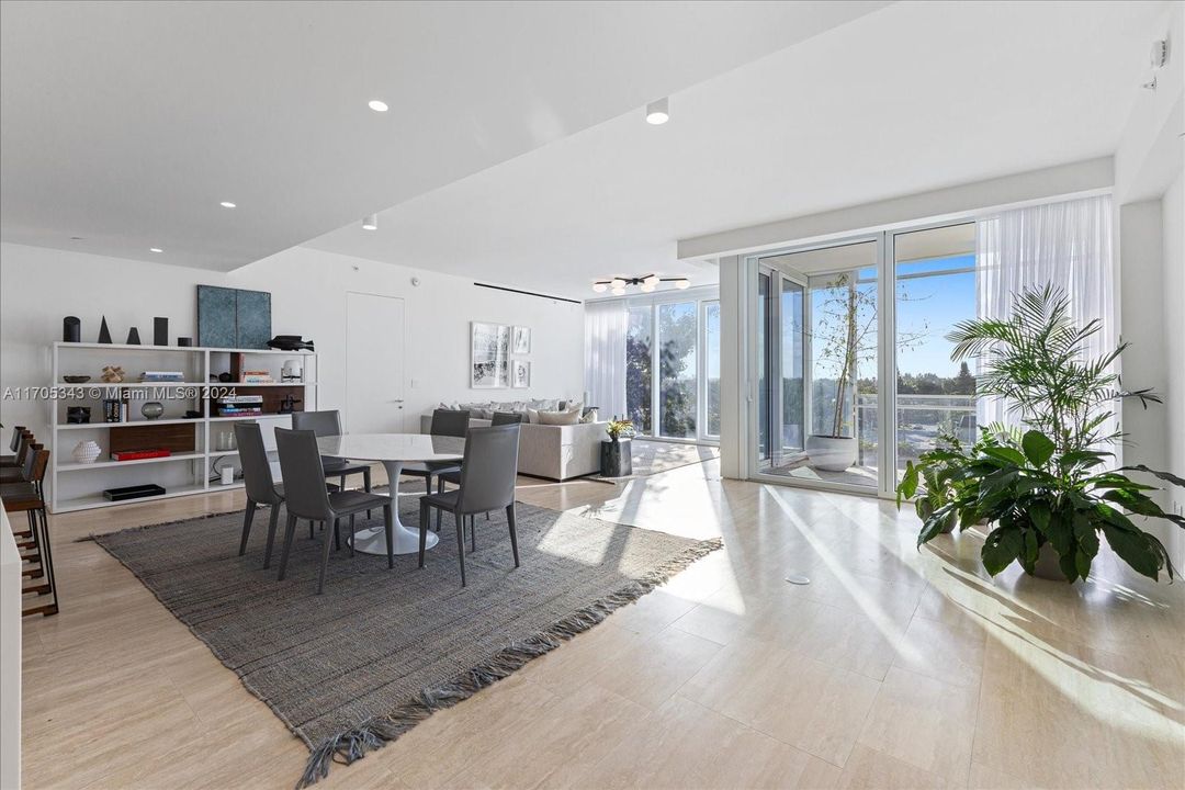 Recently Rented: $32,000 (2 beds, 2 baths, 2233 Square Feet)