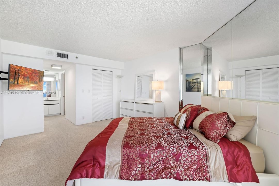 Недавно арендовано: $3,300 (2 спален, 2 ванн, 1020 Квадратных фут)