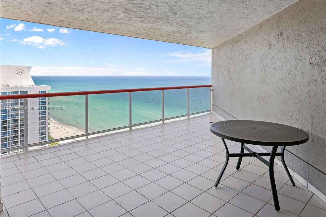 Недавно арендовано: $3,300 (2 спален, 2 ванн, 1020 Квадратных фут)