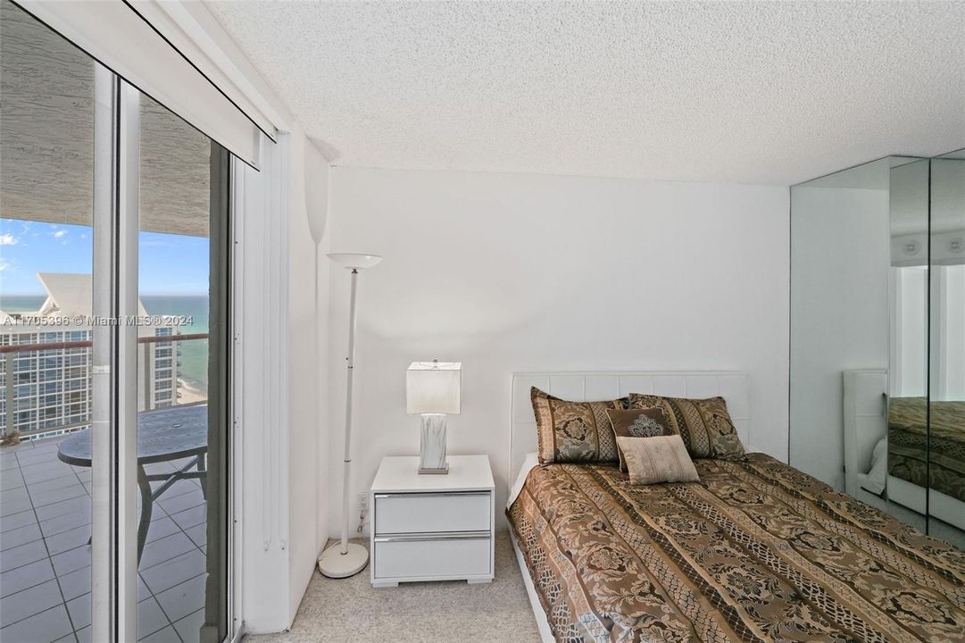 Недавно арендовано: $3,300 (2 спален, 2 ванн, 1020 Квадратных фут)